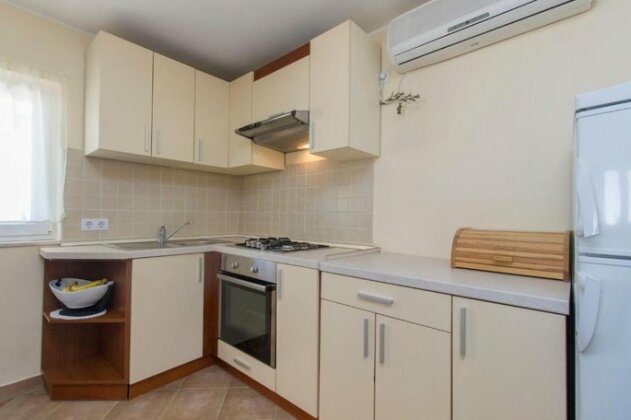 Bulat Sea View Apartments - Photo5