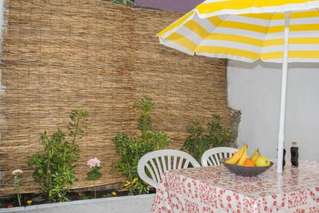 Studio Apartment Bilic - Photo4