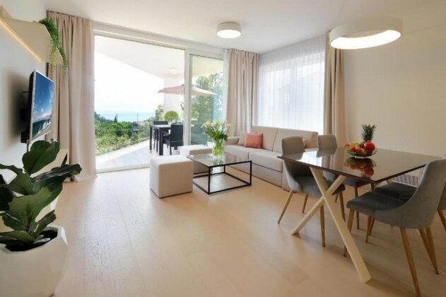 Modern apartment near the sea Icici - Photo2