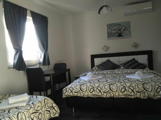 Guest House First Stop - Photo5
