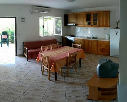 Apartmani Sandro - Photo2
