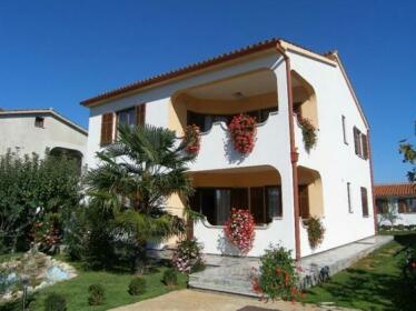 Private Apartments - Hvar and Surrounding
