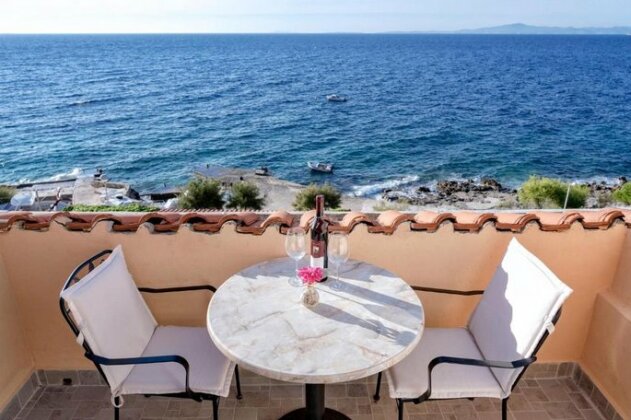 Spila Beach Apartments - Photo2