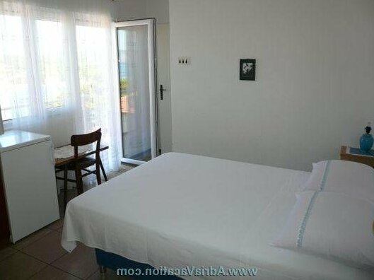 Apartmani Anja Jelsa - Photo5