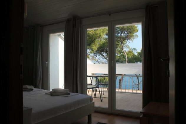 Covahouse - Photo2