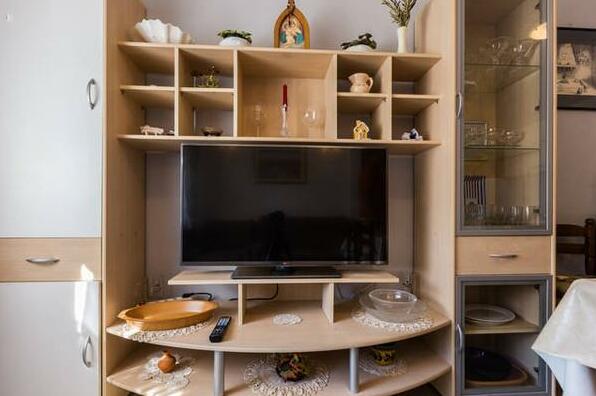 NEW - 2 Bed Apt 5 min walk to beach - Photo4