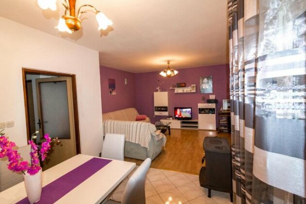 Apartments Lores - Photo2