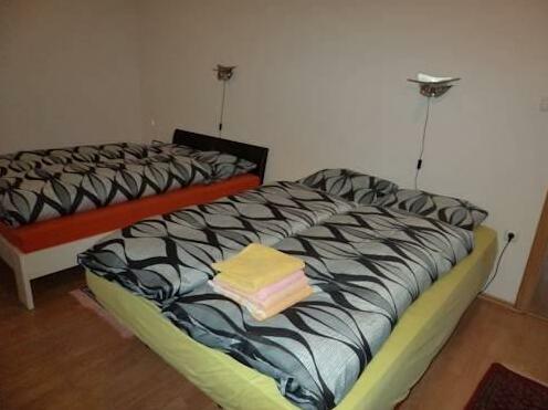 Zimmer Rooms Karlovac - Photo2