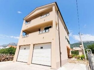 Apartments Predrag Kastel Luksic - Photo3