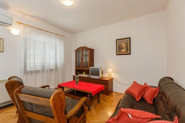 3 Bedroom Apartment Antonio - Photo4