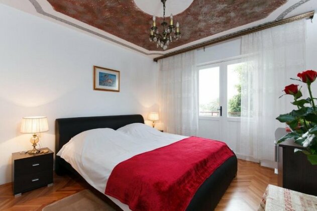 Adria Guesthouse - Photo2