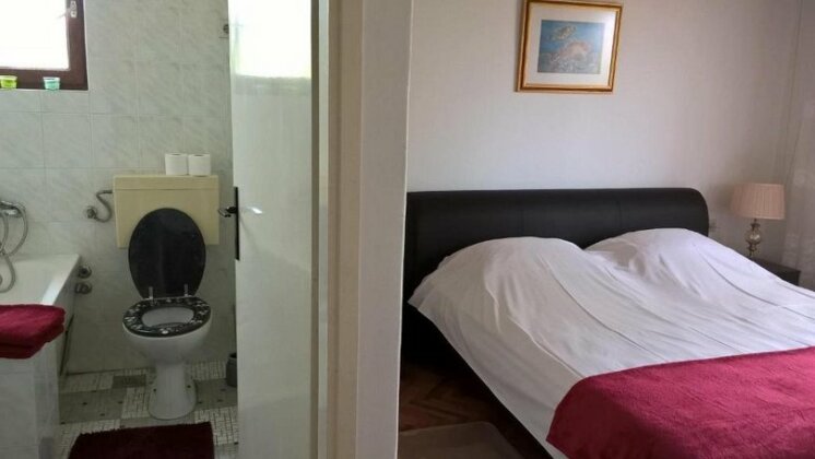 Adria Guesthouse - Photo5