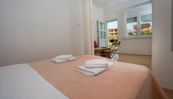 Beach Studio Apartment Ivana - Photo3