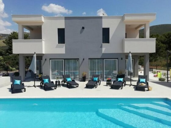 Villa Sky - Heating Pool - Photo5