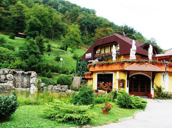 Guesthouse Villa Zelenjak Ventek - Photo4