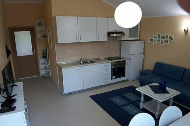 Apartment Mia - Comfortable two-bedroom family apartment 200m from the seaside - Photo5