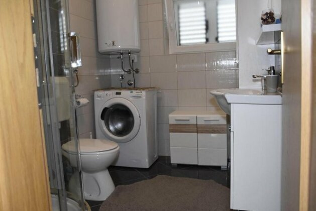 Apartmani Mira Klenovica - Photo3
