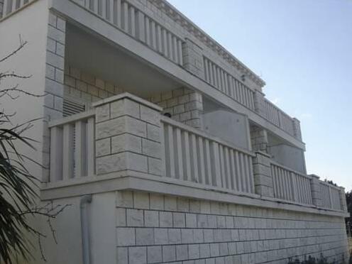 Apartments Tri Zala