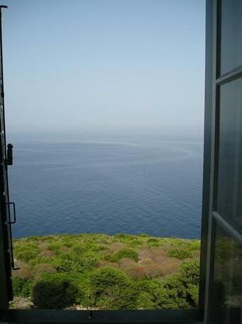 Lighthouse Susac - Photo5