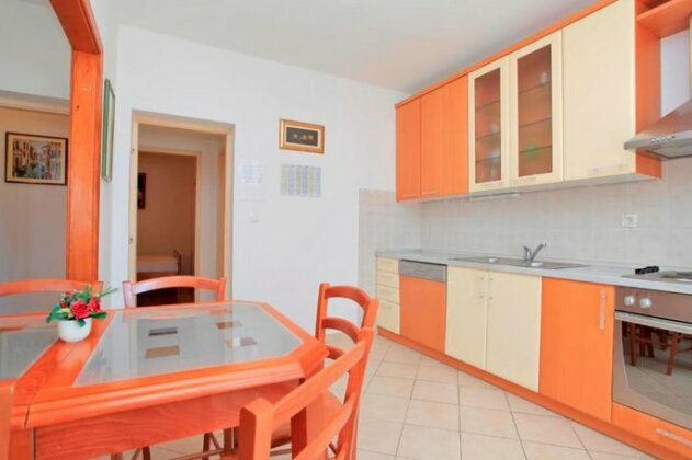 Apartment Mate - Banje beach - Photo4