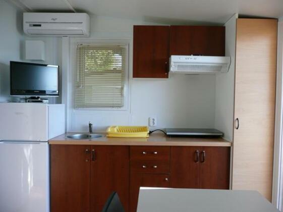 Mobile Homes Perna - Photo4