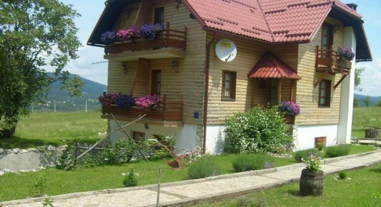 Pension Mrzlin Grad
