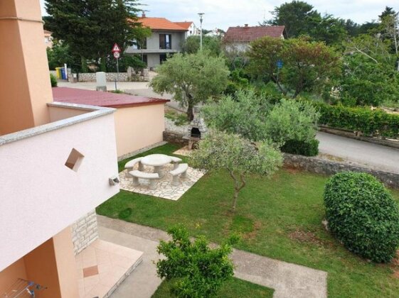 Apartman Lukaric - Photo2