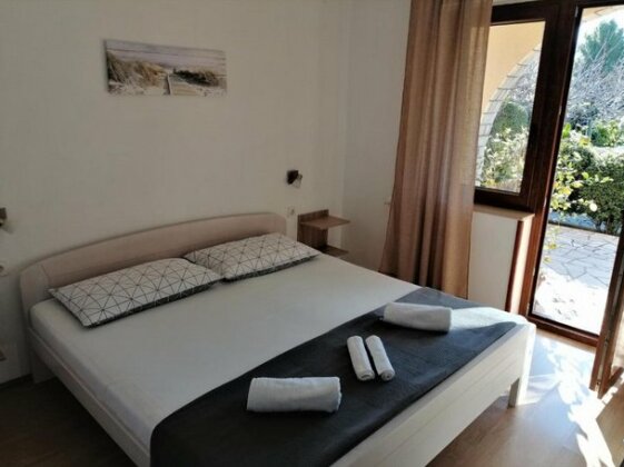 Apartmani Pina - Photo3