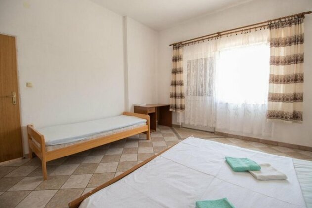 Apartments Bernarda Krk - Photo2