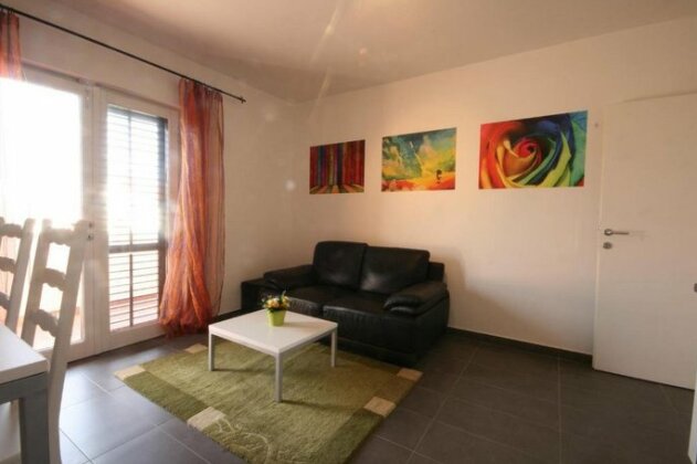 Apartments Karabaic Krk - Photo2