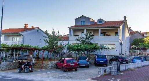 Apartments & Rooms Krk