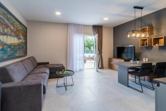 CURICTA Design Apartments - Photo4