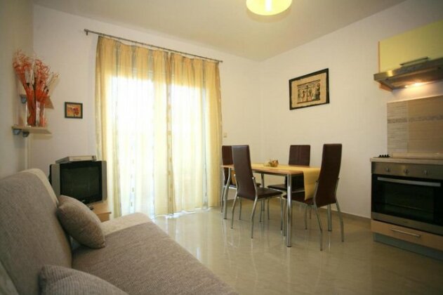 Dunato 1 - Photo4
