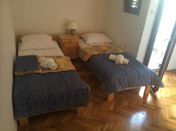 Guesthouse Lidija Kukljica - Photo3