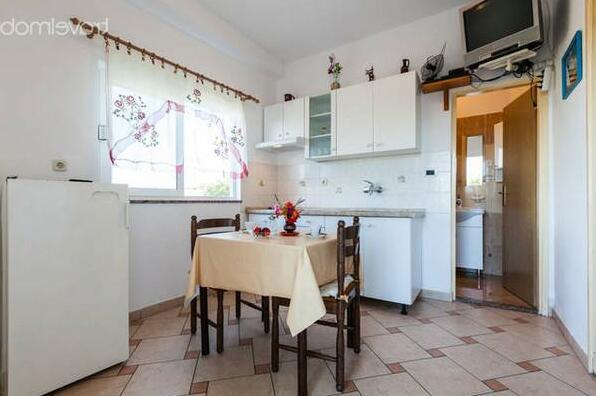 Homestay in Kukljica near Zdrelac Bridge - Photo4