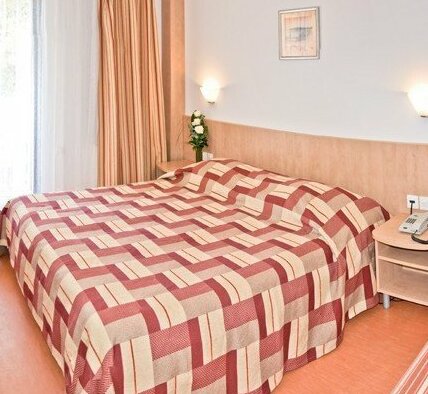 Hotel Plaza Veli Mel - Photo4