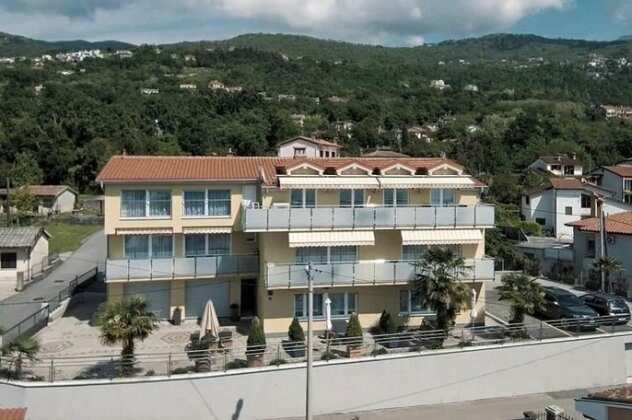 Villa Martina Lovran - Photo2