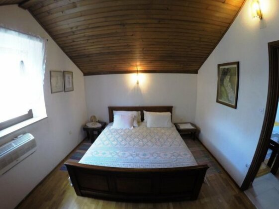Holiday Home Mary Lozisca - Photo3