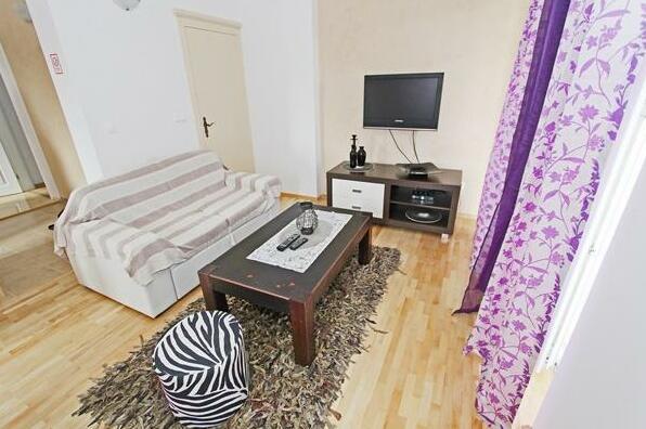 Apartments & Rooms Caleta - Photo4