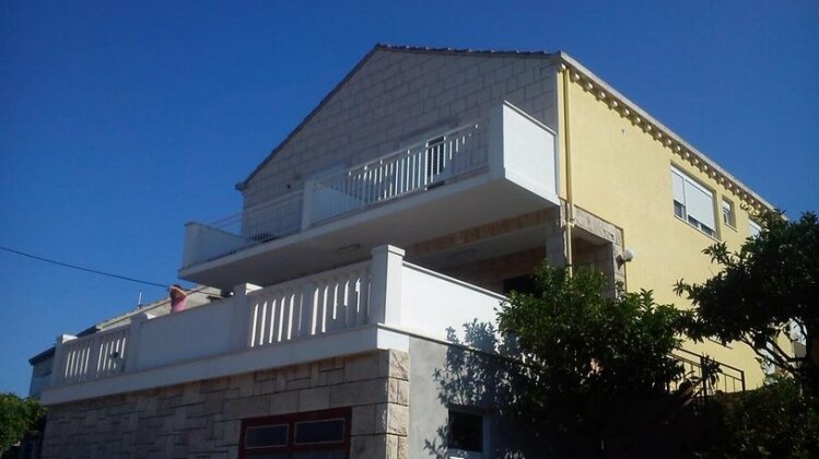 Apartment Metka