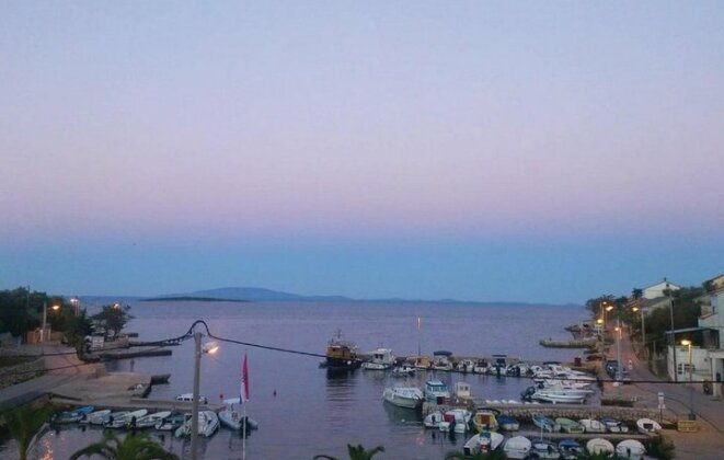 Apartmani PALMA Lun - Photo3