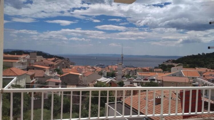 Apartment with a Beautiful View Makarska