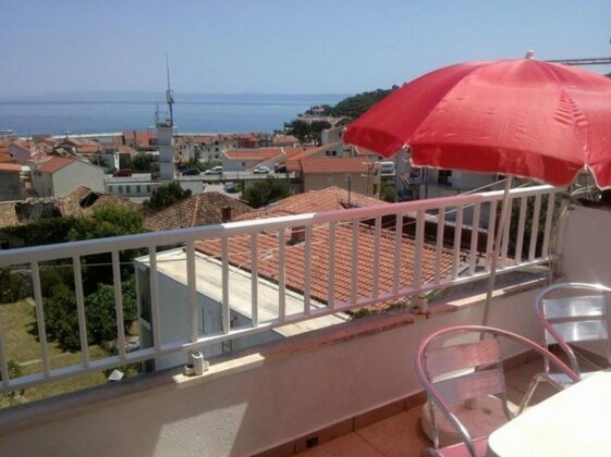 Apartment with a Beautiful View Makarska - Photo2