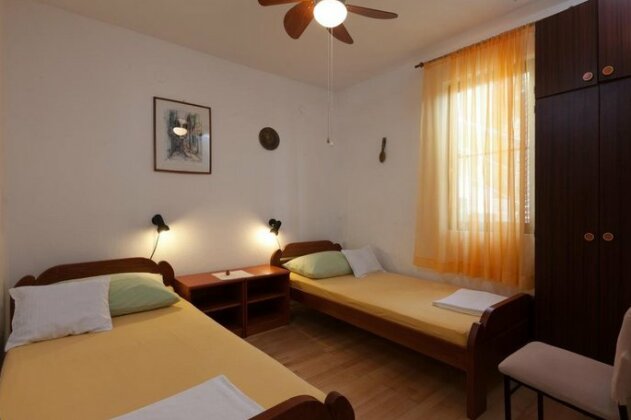 Holiday Home Drobnjak - Photo5