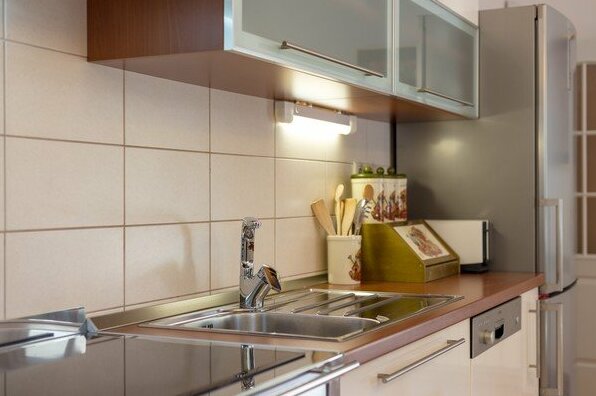 Villa Roglic with pool in Dalmatian Hinterland - Photo4