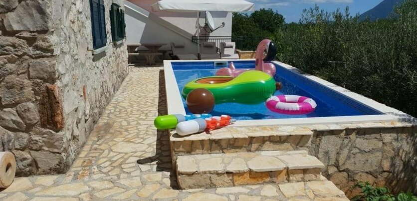 Villa Sagosde with Swimming Pool and Mini Golf - Photo3