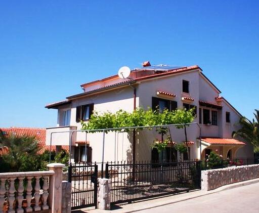 Apartments Anci