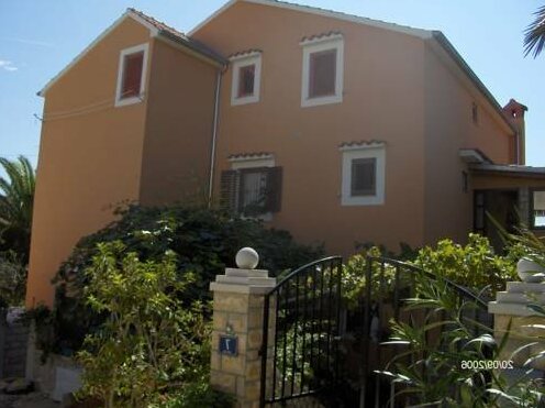 Apartments Beba
