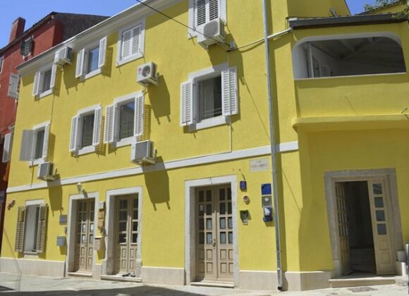 Apartments Mandarina