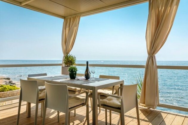Amber Sea Luxury Village Holiday Homes - Photo5